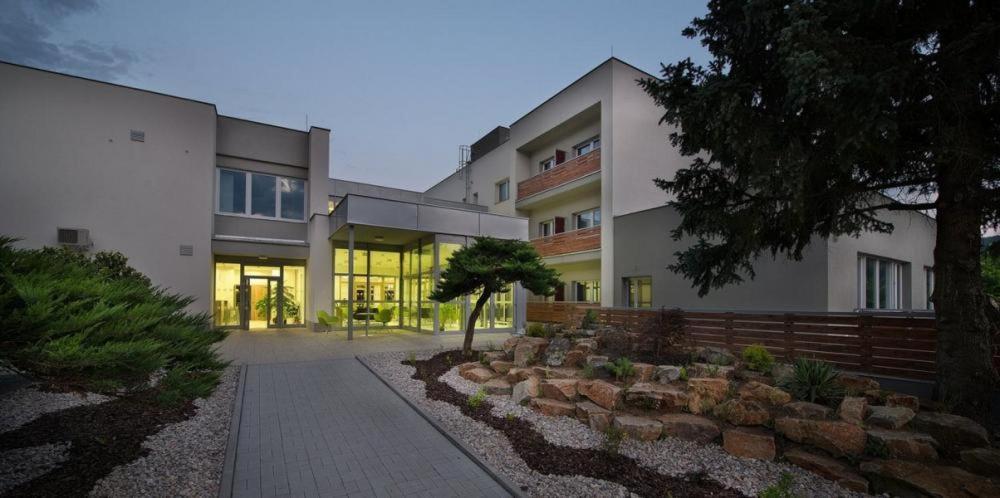 Hotel Kraskov Active Resort Třemošnice المظهر الخارجي الصورة